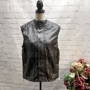 CO2 Sleeveless Windbreaker-Large